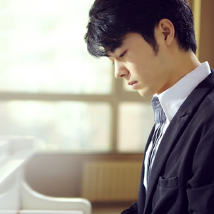 男生操女生的小骚逼视频
